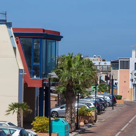 شقة Marina Real دينايا