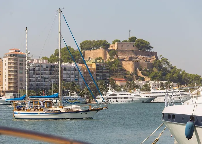 Marina Real دينايا